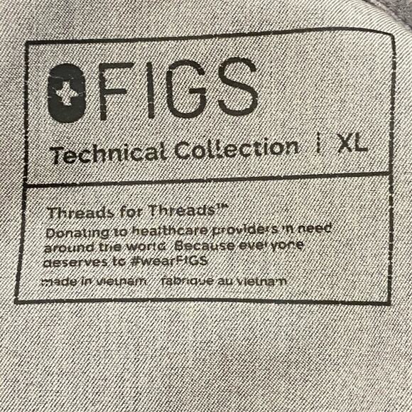 FIGS Technical Collection Casma Three-Pocket Scrub Top Graphite Women’s Size XL - Picture 9 of 13